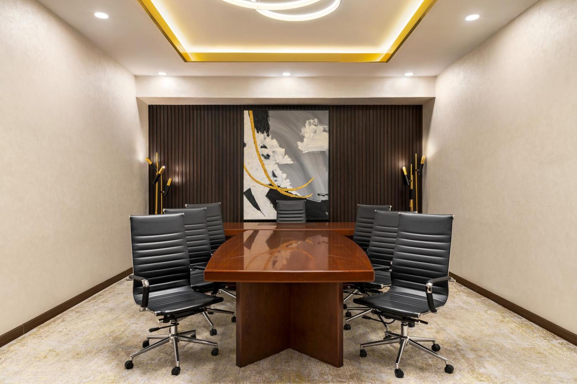 فندق Wyndham Garden طشقند المظهر الخارجي الصورة